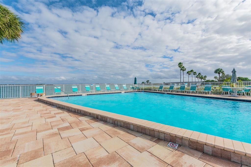 出租: $2,500 (2 贝兹, 1 浴室, 1100 平方英尺)