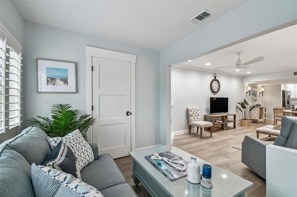 出租: $2,500 (2 贝兹, 1 浴室, 1100 平方英尺)