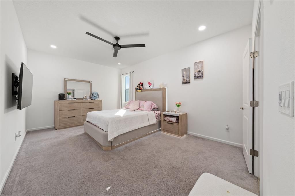 На продажу: $478,000 (4 спален, 3 ванн, 2408 Квадратных фут)