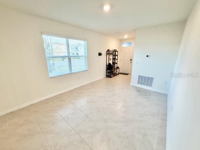 En Renta: $2,095 (3 camas, 2 baños, 1510 Pies cuadrados)