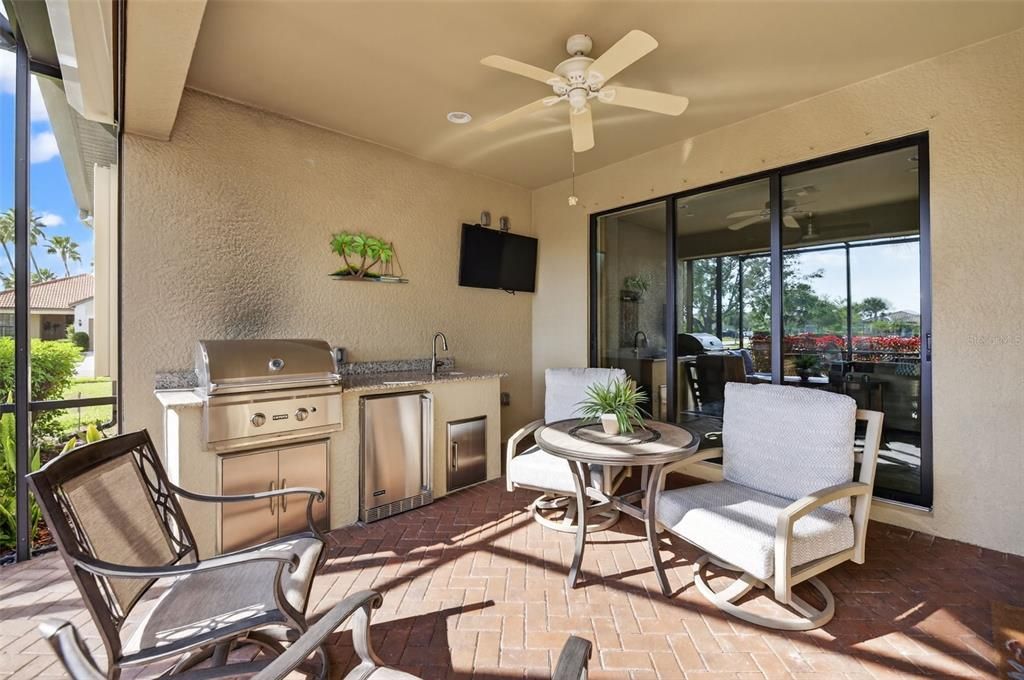 На продажу: $475,000 (3 спален, 2 ванн, 1894 Квадратных фут)