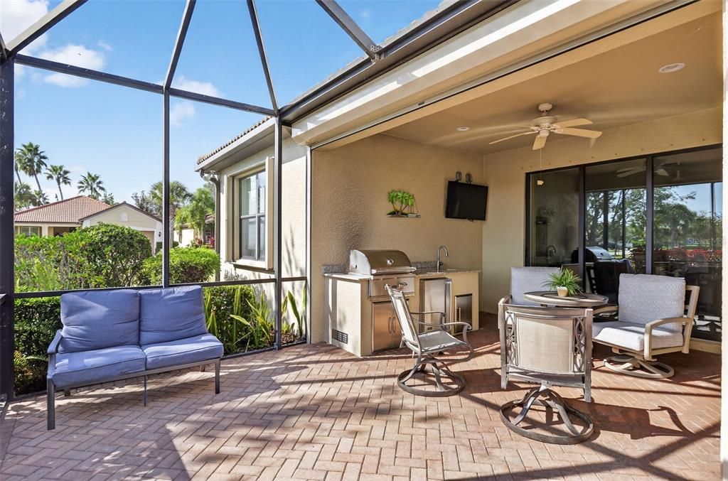 На продажу: $475,000 (3 спален, 2 ванн, 1894 Квадратных фут)