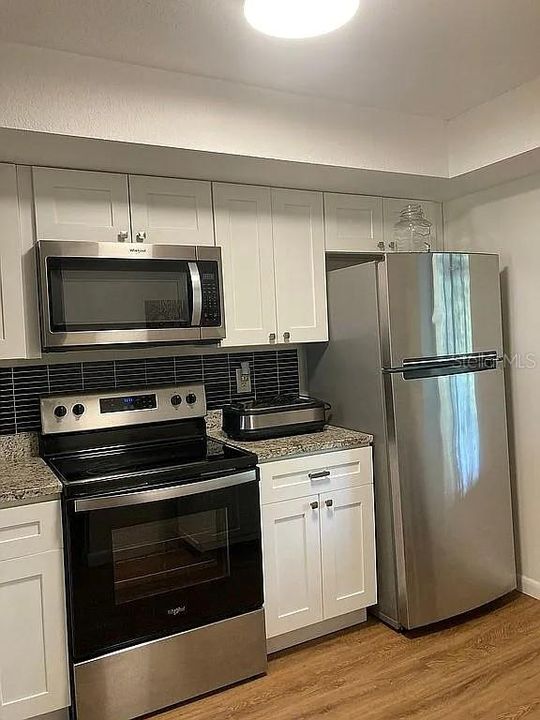 待售: $214,900 (2 贝兹, 2 浴室, 1100 平方英尺)