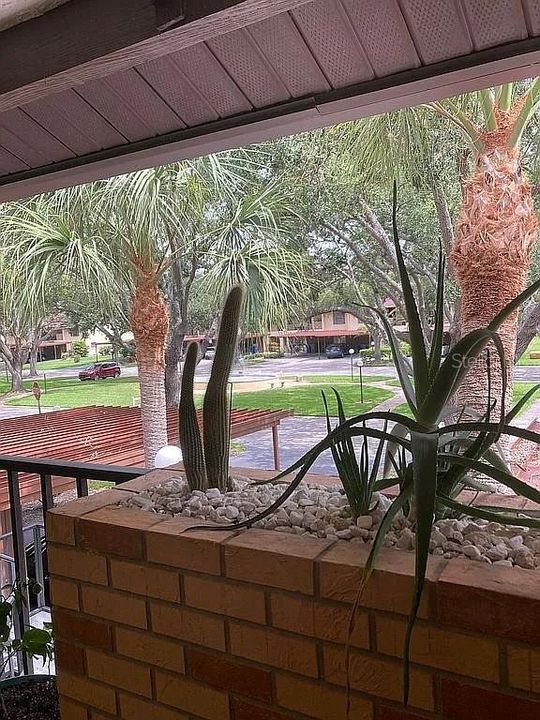 待售: $214,900 (2 贝兹, 2 浴室, 1100 平方英尺)