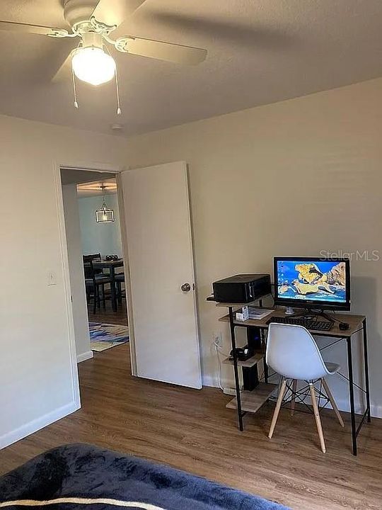 待售: $214,900 (2 贝兹, 2 浴室, 1100 平方英尺)