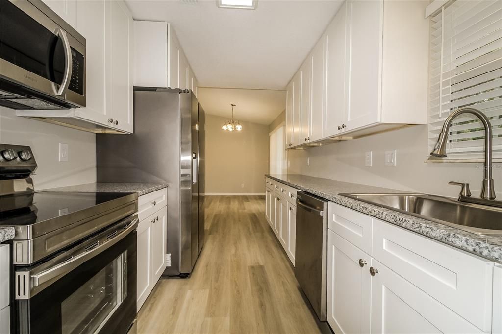 For Rent: $1,760 (3 beds, 2 baths, 1300 Square Feet)