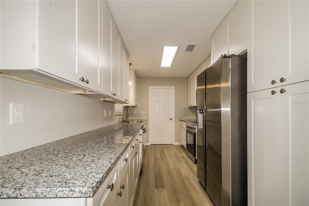 For Rent: $1,760 (3 beds, 2 baths, 1300 Square Feet)