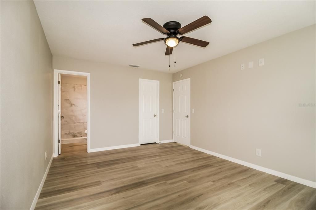 For Rent: $1,760 (3 beds, 2 baths, 1300 Square Feet)