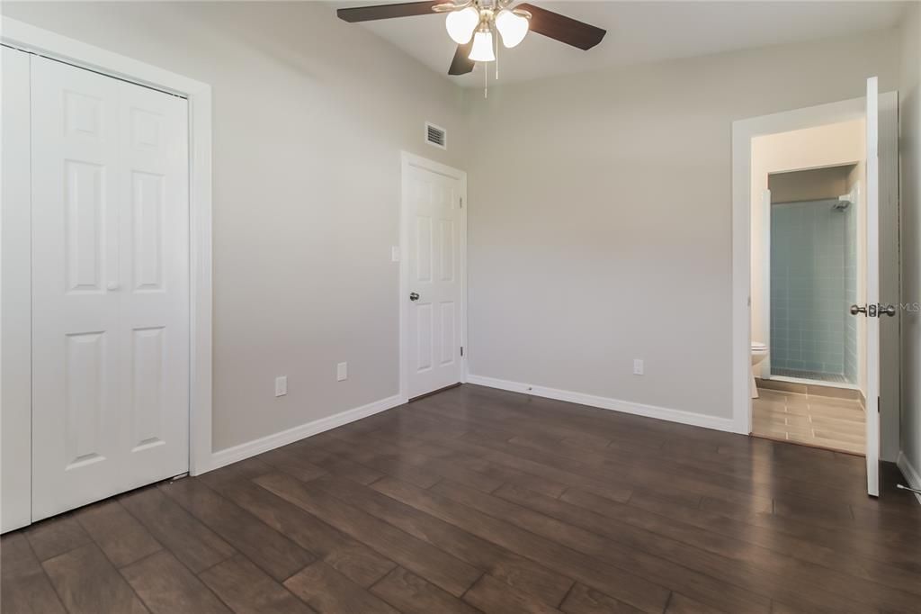 В аренду: $2,185 (3 спален, 2 ванн, 1470 Квадратных фут)