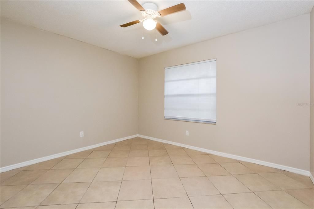 出租: $2,295 (3 贝兹, 2 浴室, 1680 平方英尺)