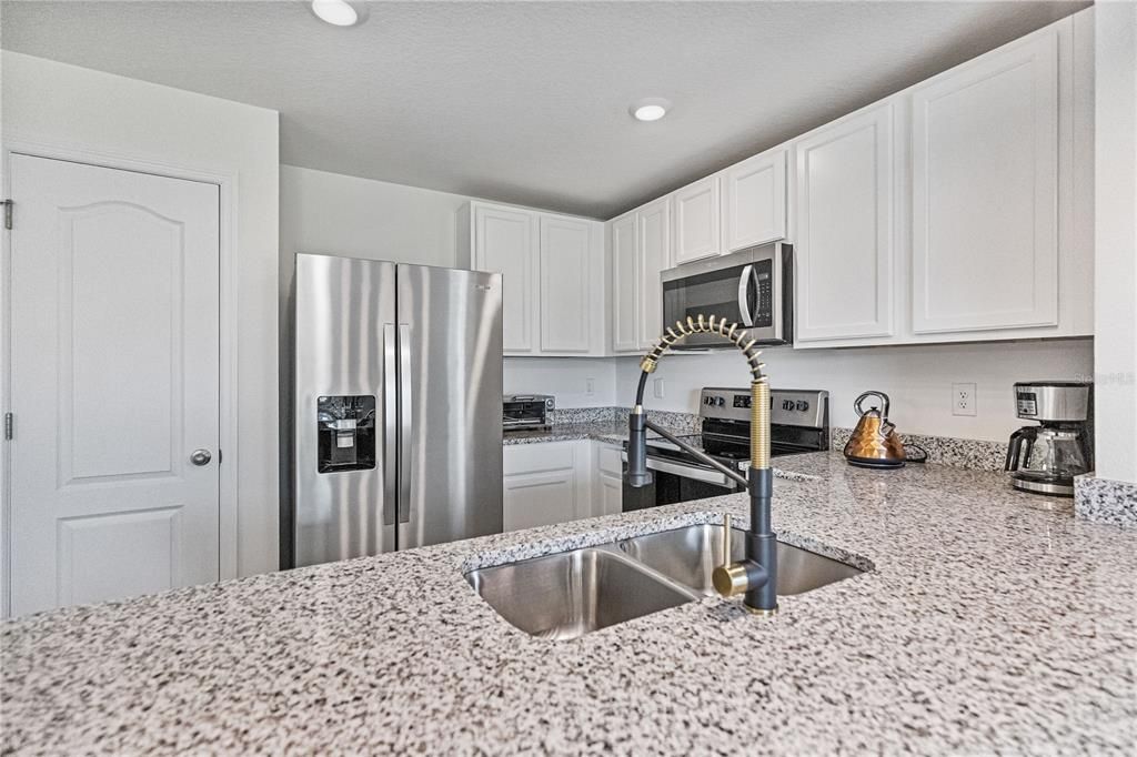 En Venta: $339,000 (3 camas, 2 baños, 1463 Pies cuadrados)