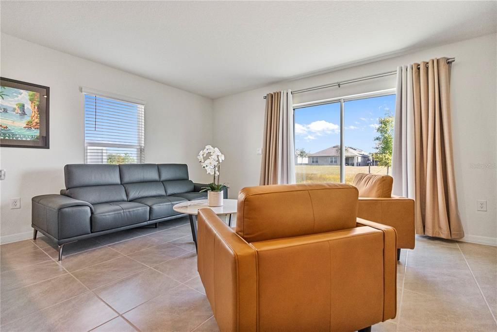 En Venta: $339,000 (3 camas, 2 baños, 1463 Pies cuadrados)