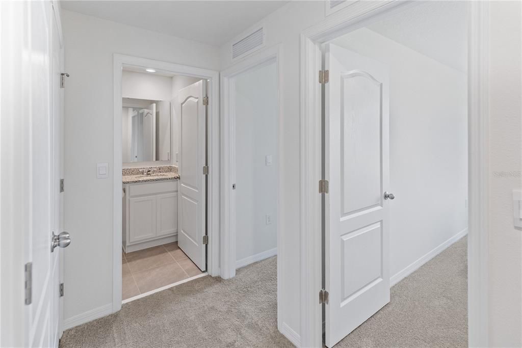 En Venta: $339,000 (3 camas, 2 baños, 1463 Pies cuadrados)