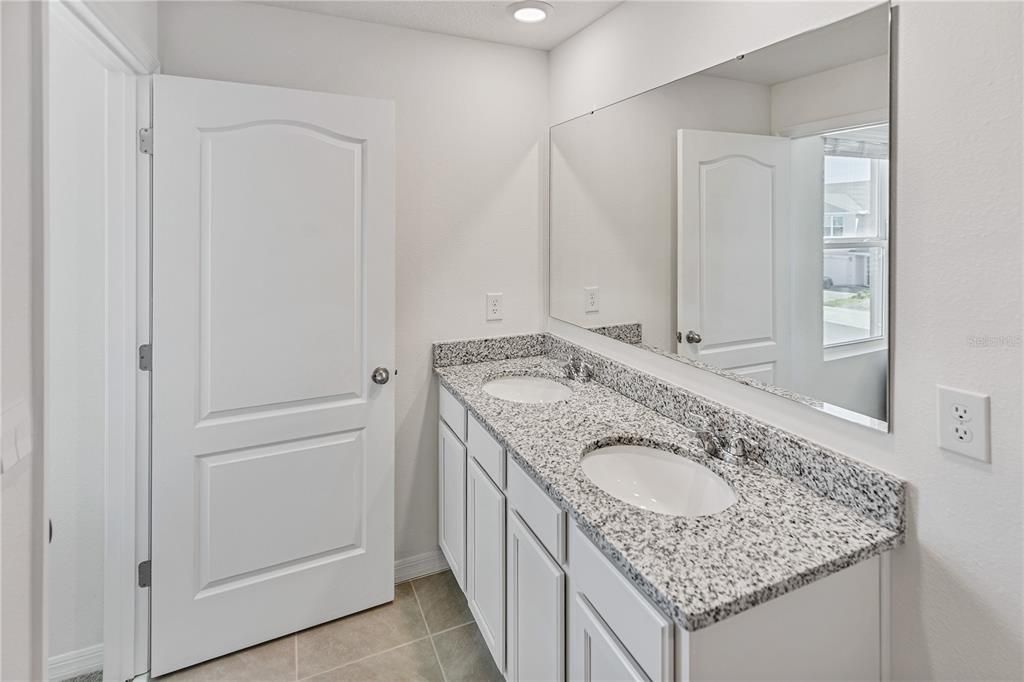 En Venta: $339,000 (3 camas, 2 baños, 1463 Pies cuadrados)