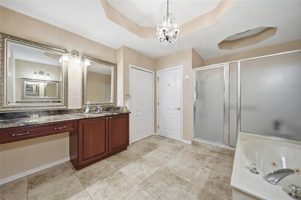 На продажу: $520,000 (3 спален, 3 ванн, 1850 Квадратных фут)