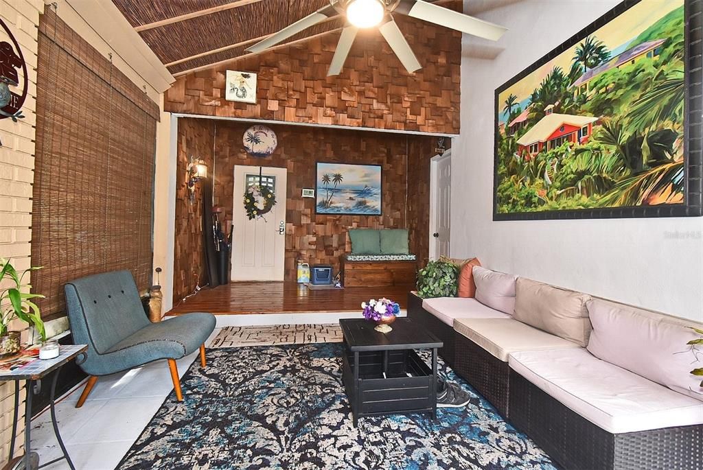 На продажу: $264,500 (3 спален, 2 ванн, 1218 Квадратных фут)