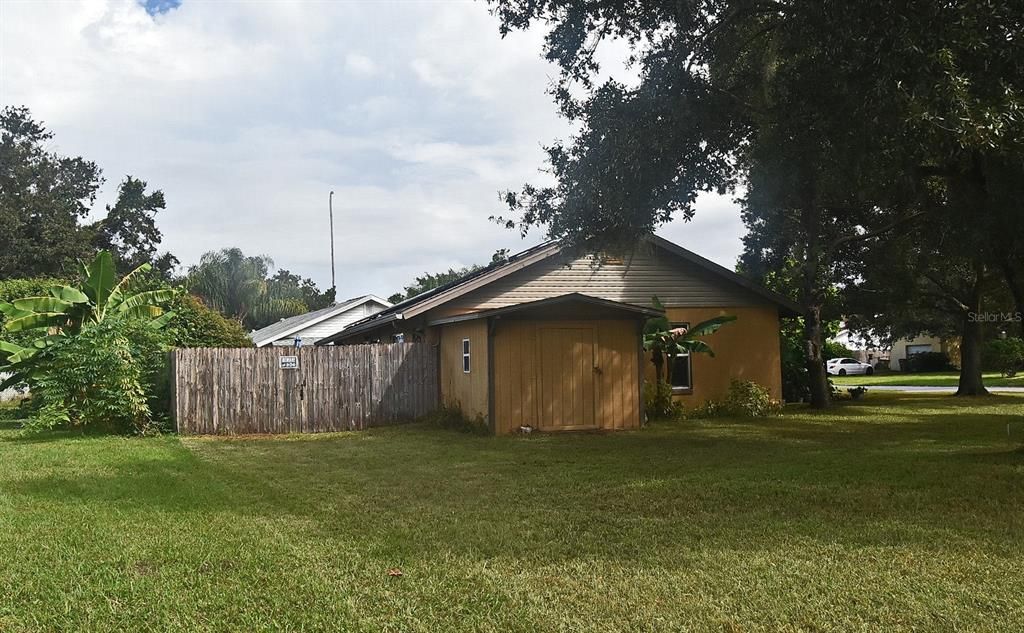 На продажу: $264,500 (3 спален, 2 ванн, 1218 Квадратных фут)