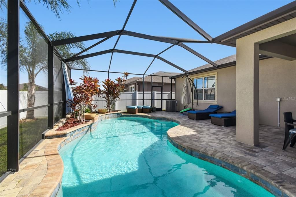 For Sale: $435,000 (3 beds, 2 baths, 2144 Square Feet)