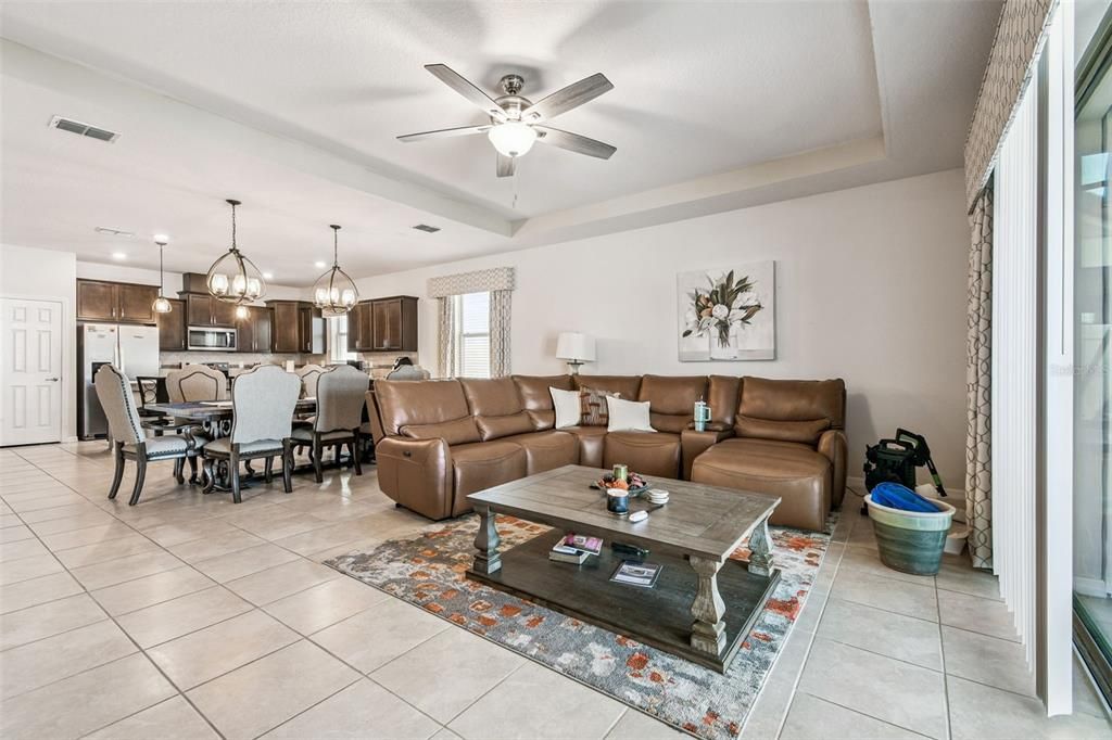 For Sale: $435,000 (3 beds, 2 baths, 2144 Square Feet)