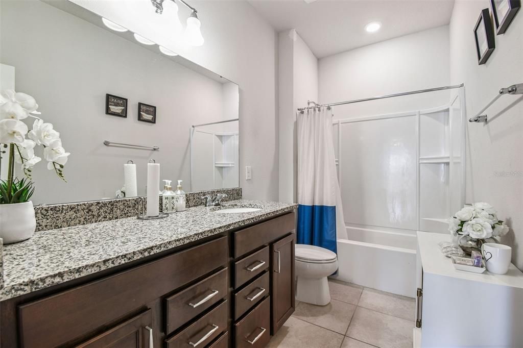 For Sale: $435,000 (3 beds, 2 baths, 2144 Square Feet)