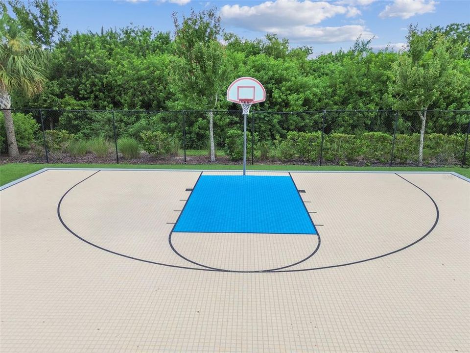 For Sale: $435,000 (3 beds, 2 baths, 2144 Square Feet)