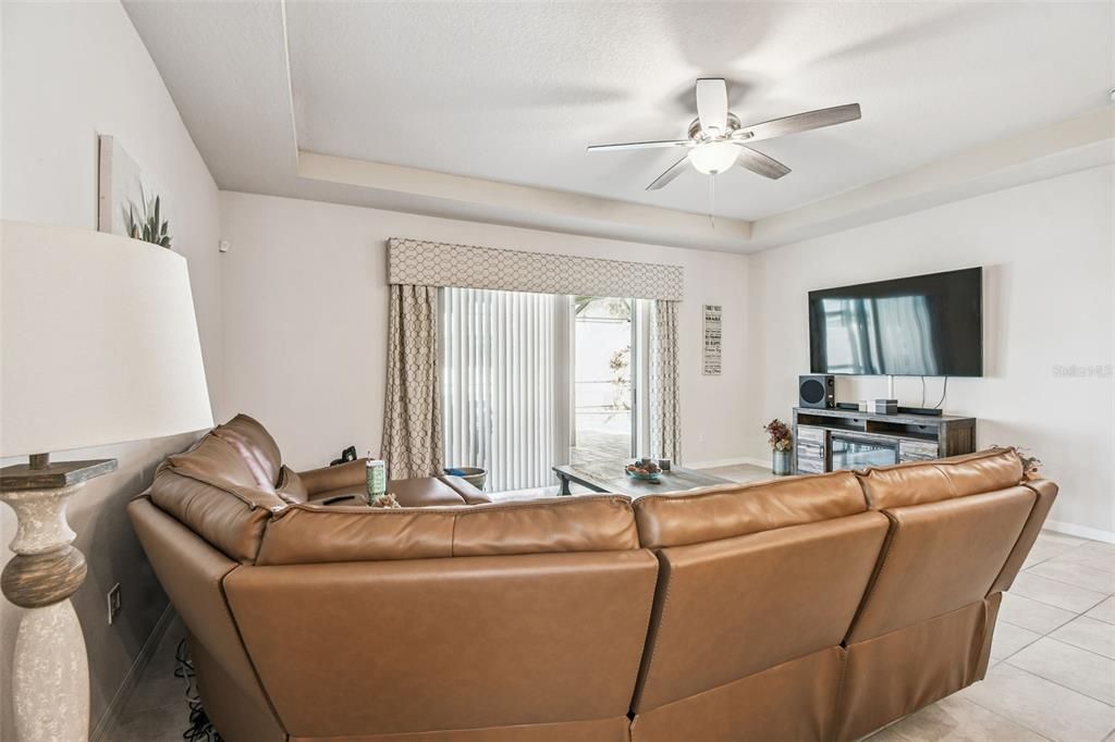 For Sale: $435,000 (3 beds, 2 baths, 2144 Square Feet)