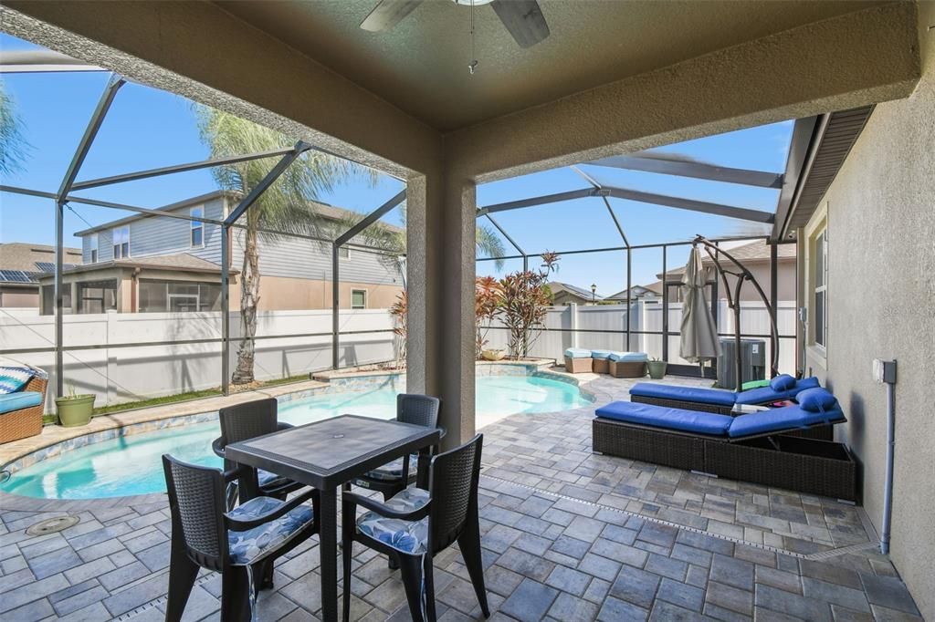 For Sale: $435,000 (3 beds, 2 baths, 2144 Square Feet)