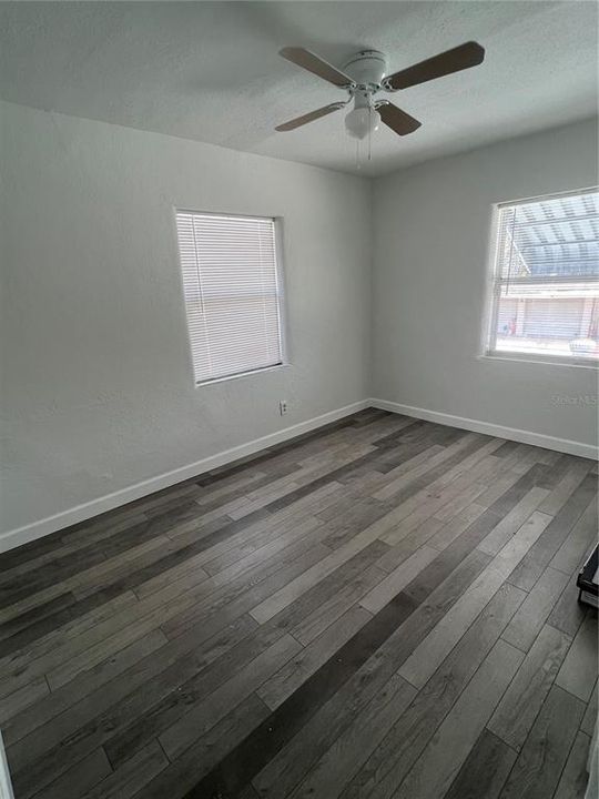 For Rent: $1,700 (2 beds, 1 baths, 700 Square Feet)