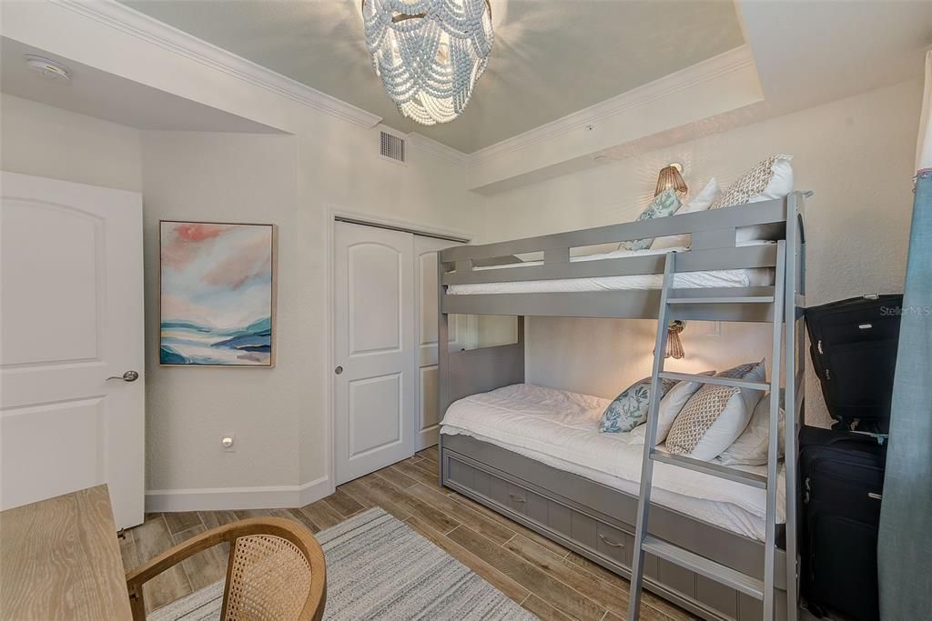 En Venta: $1,300,000 (3 camas, 2 baños, 1455 Pies cuadrados)