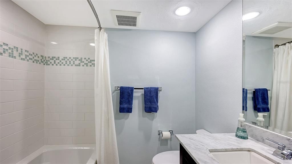 待售: $1,599,000 (2 贝兹, 2 浴室, 1602 平方英尺)