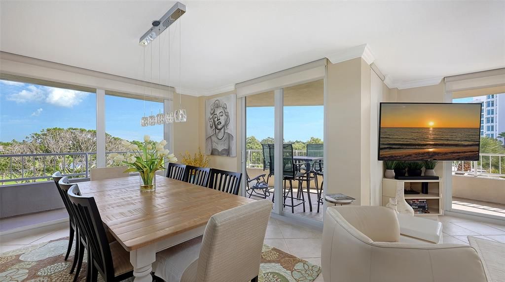 待售: $1,599,000 (2 贝兹, 2 浴室, 1602 平方英尺)