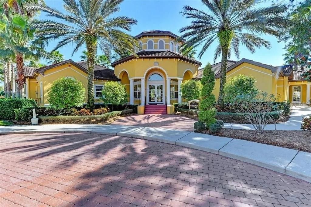 For Rent: $1,850 (2 beds, 2 baths, 1246 Square Feet)