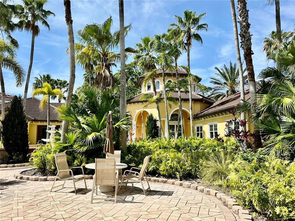 For Rent: $1,850 (2 beds, 2 baths, 1246 Square Feet)