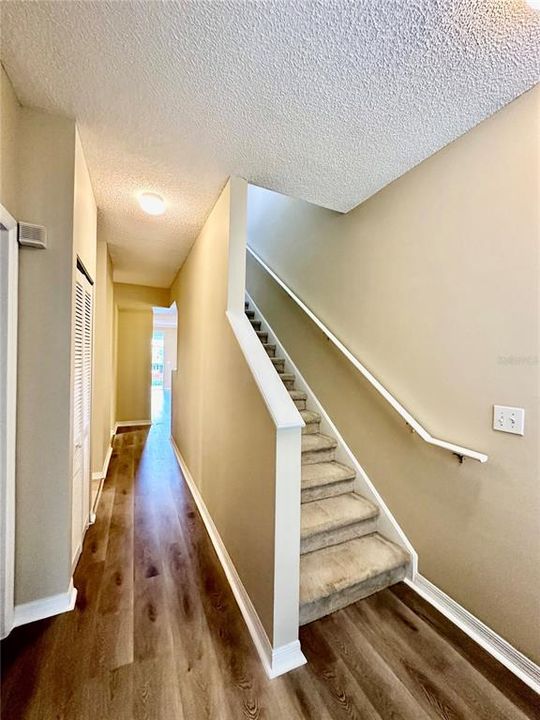 For Rent: $1,850 (2 beds, 2 baths, 1246 Square Feet)