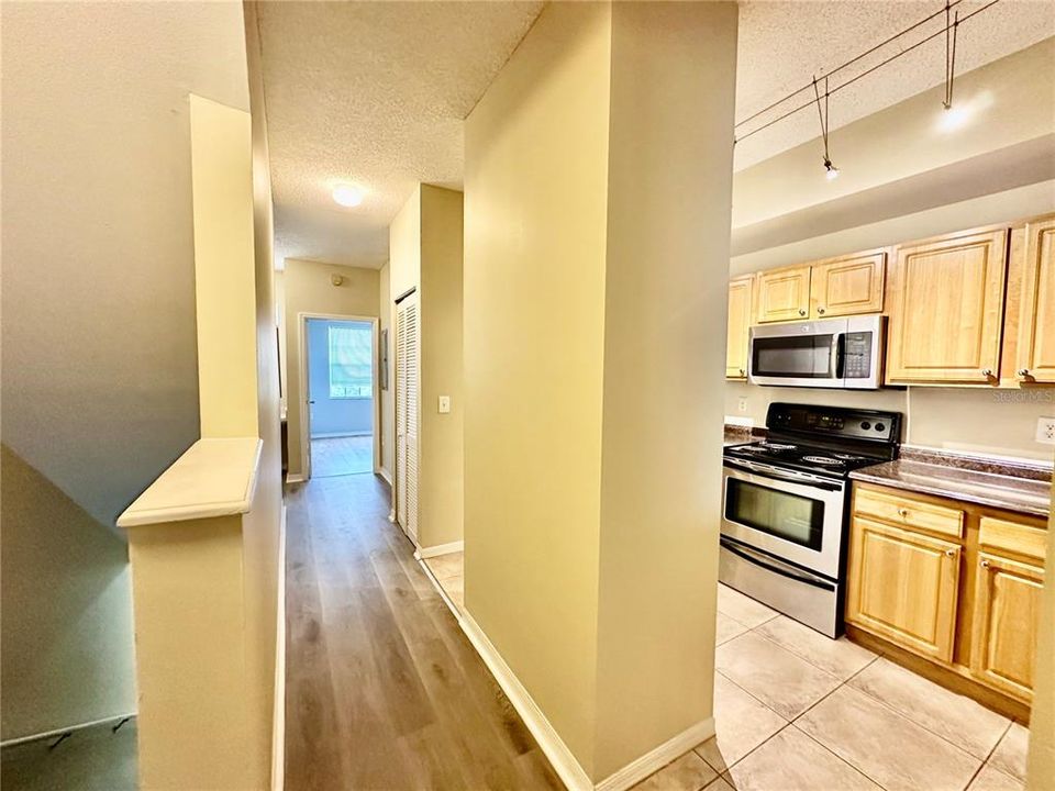 For Rent: $1,850 (2 beds, 2 baths, 1246 Square Feet)