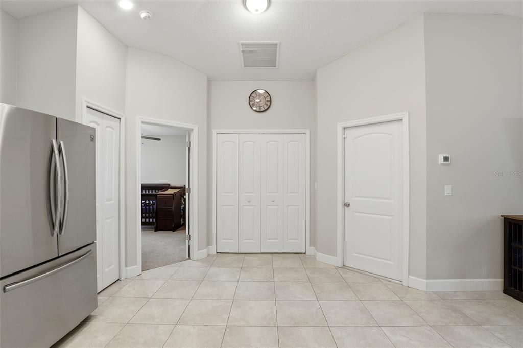 На продажу: $339,000 (3 спален, 2 ванн, 1324 Квадратных фут)