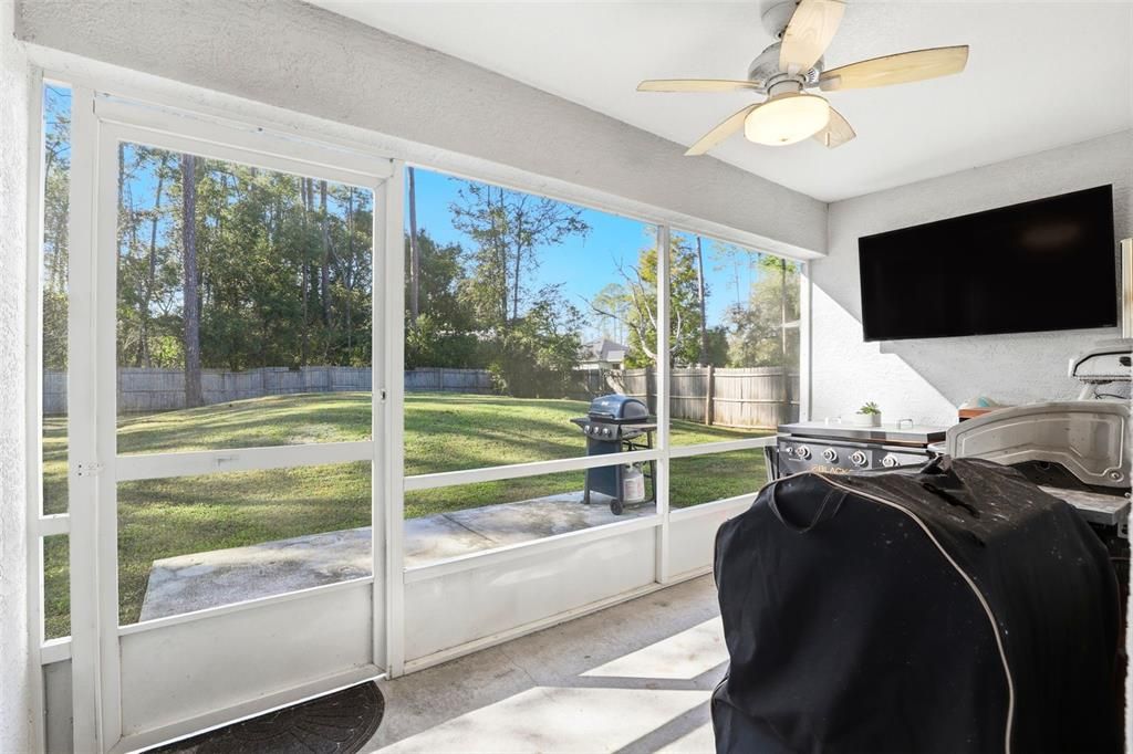 На продажу: $339,000 (3 спален, 2 ванн, 1324 Квадратных фут)