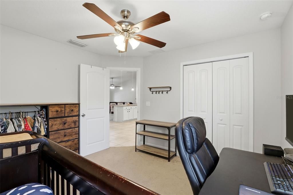 На продажу: $339,000 (3 спален, 2 ванн, 1324 Квадратных фут)