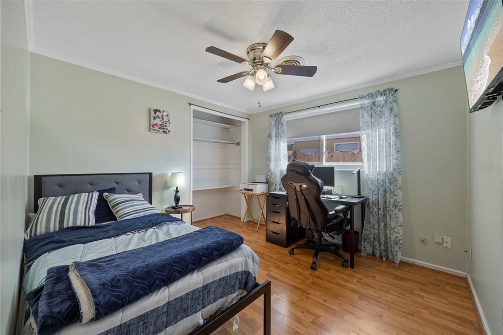 Activo con contrato: $359,000 (3 camas, 2 baños, 1749 Pies cuadrados)