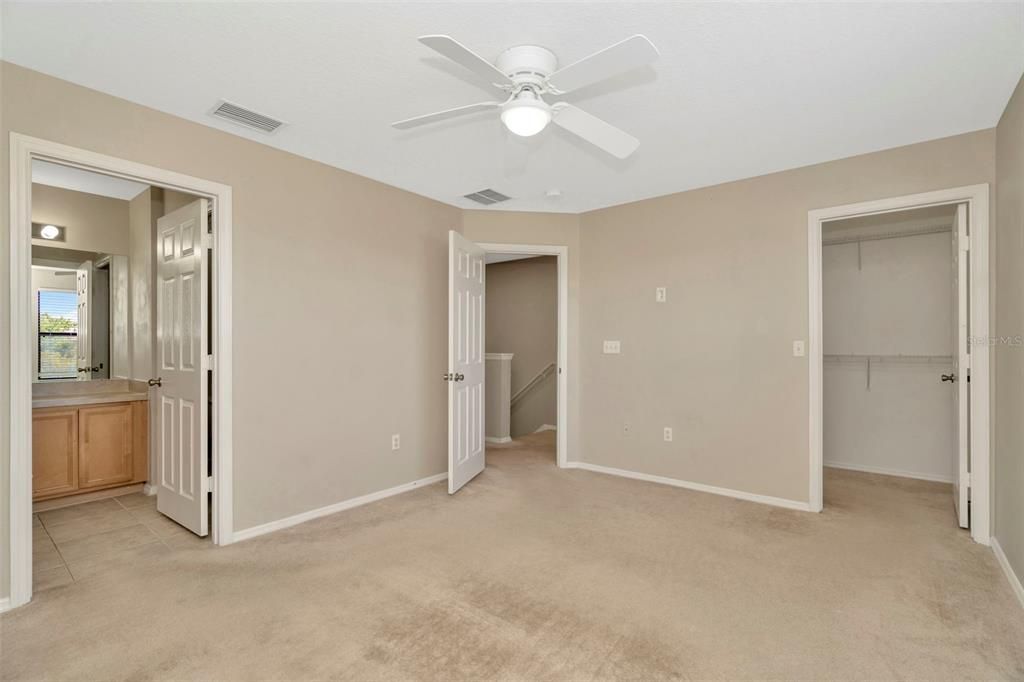 Под контрактом: $231,000 (3 спален, 2 ванн, 1473 Квадратных фут)