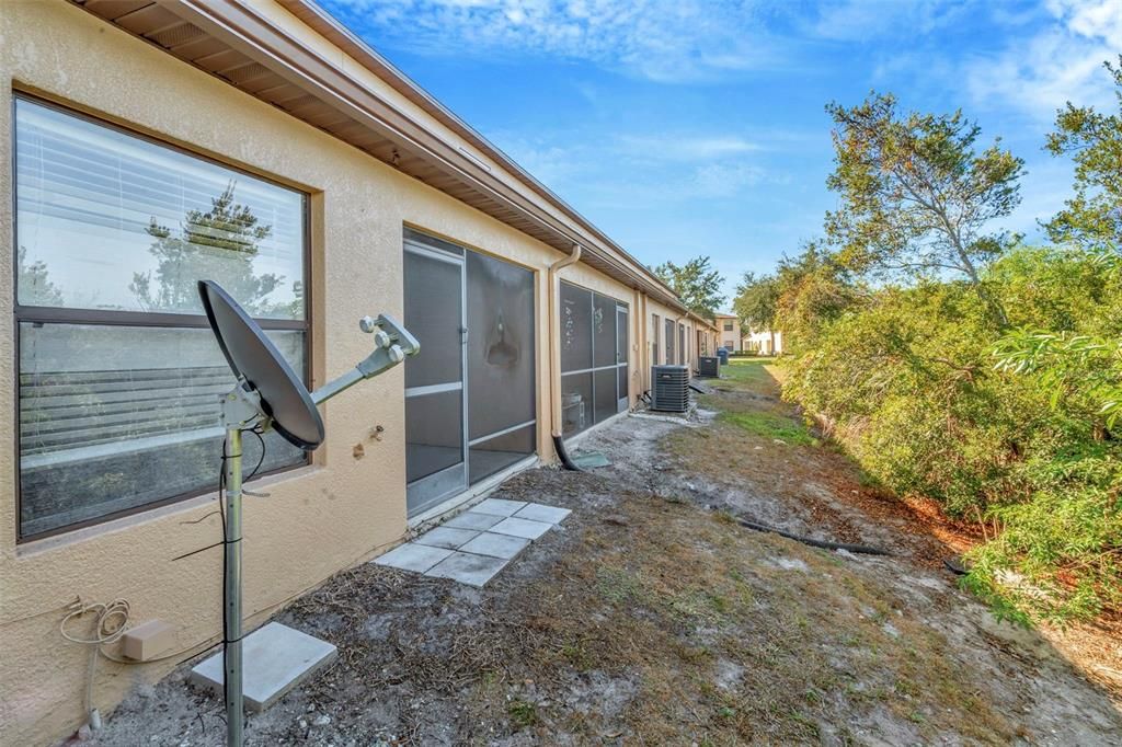 Под контрактом: $231,000 (3 спален, 2 ванн, 1473 Квадратных фут)