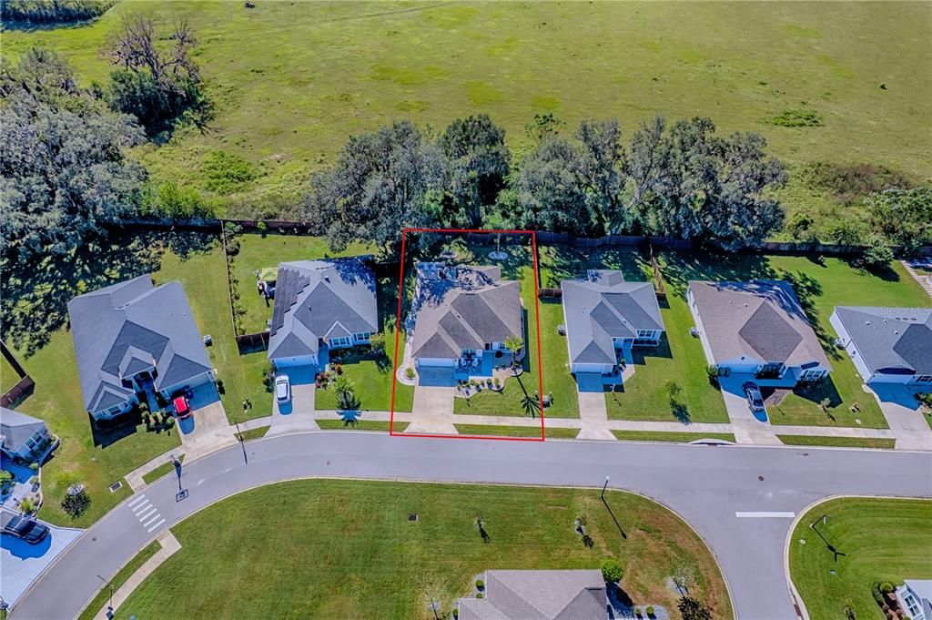 На продажу: $399,999 (3 спален, 2 ванн, 1611 Квадратных фут)