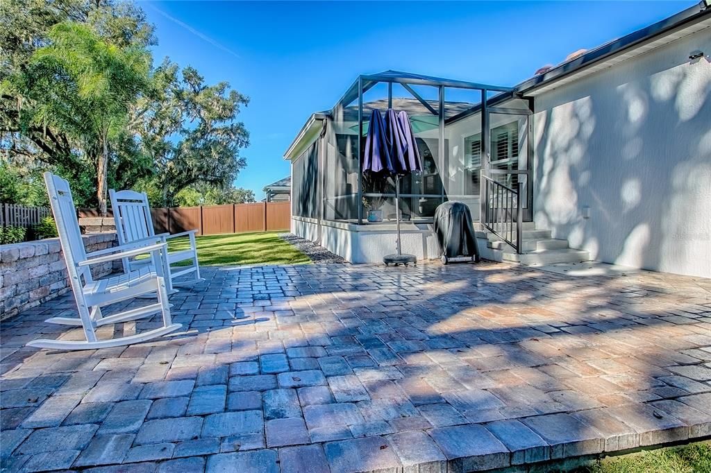 На продажу: $399,999 (3 спален, 2 ванн, 1611 Квадратных фут)