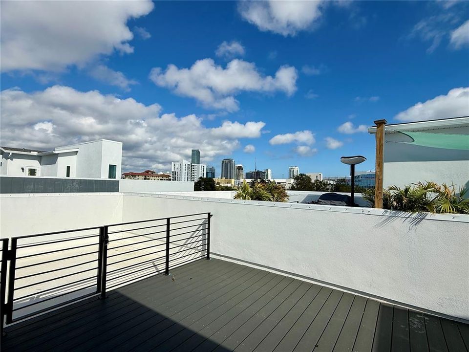 На продажу: $649,000 (2 спален, 2 ванн, 1857 Квадратных фут)