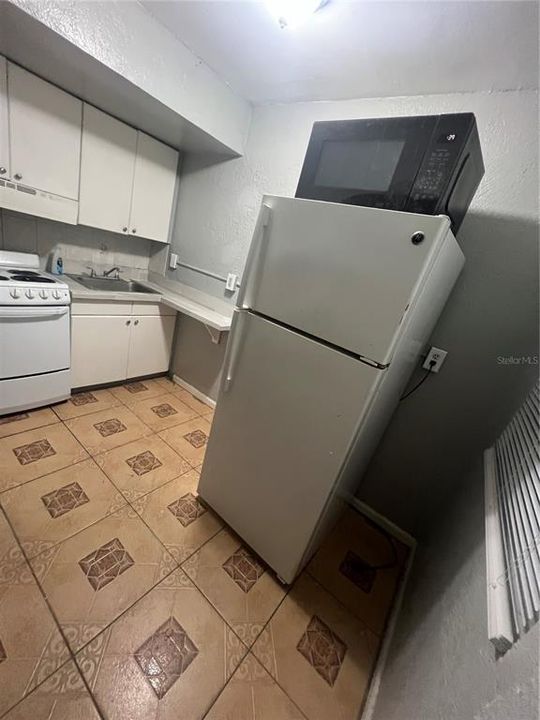 For Rent: $1,275 (1 beds, 1 baths, 500 Square Feet)