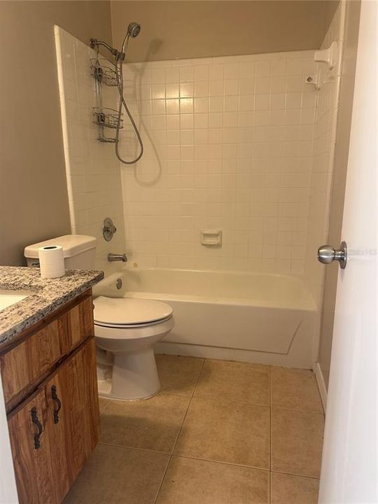 出租: $1,700 (2 贝兹, 2 浴室, 1668 平方英尺)