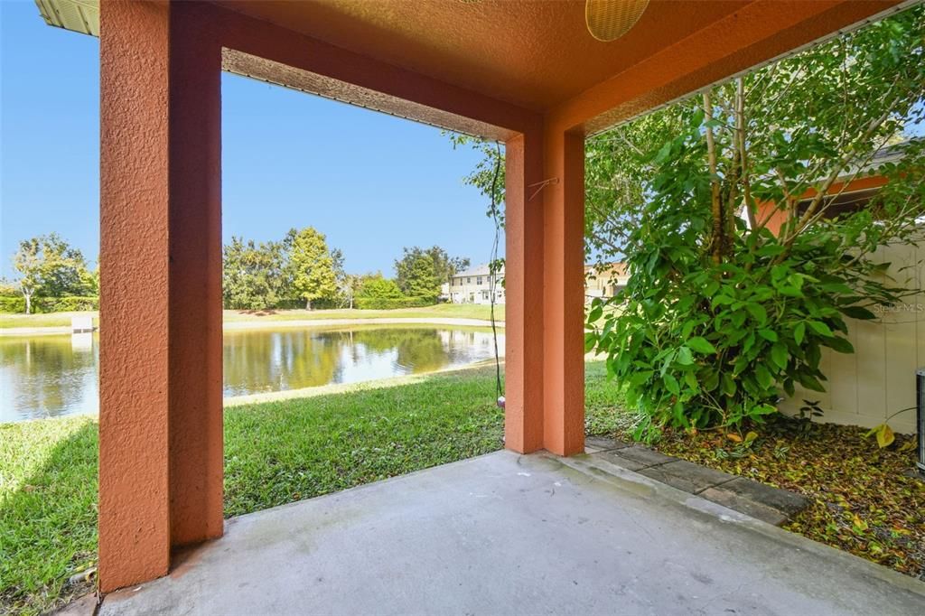 En Venta: $364,900 (4 camas, 3 baños, 1606 Pies cuadrados)