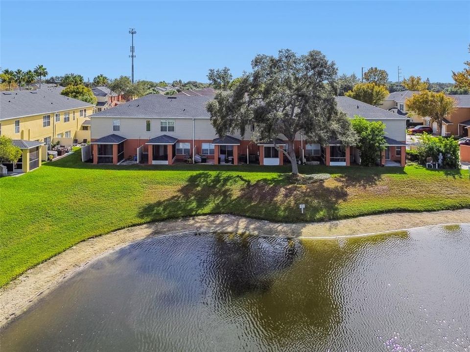 En Venta: $364,900 (4 camas, 3 baños, 1606 Pies cuadrados)