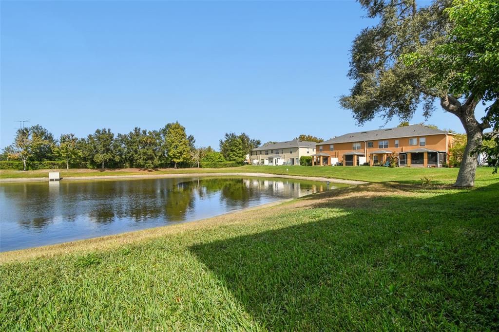 En Venta: $364,900 (4 camas, 3 baños, 1606 Pies cuadrados)