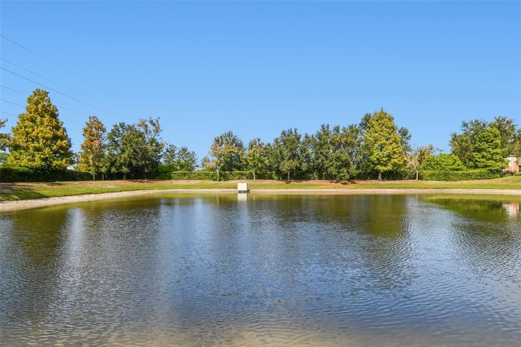 En Venta: $364,900 (4 camas, 3 baños, 1606 Pies cuadrados)